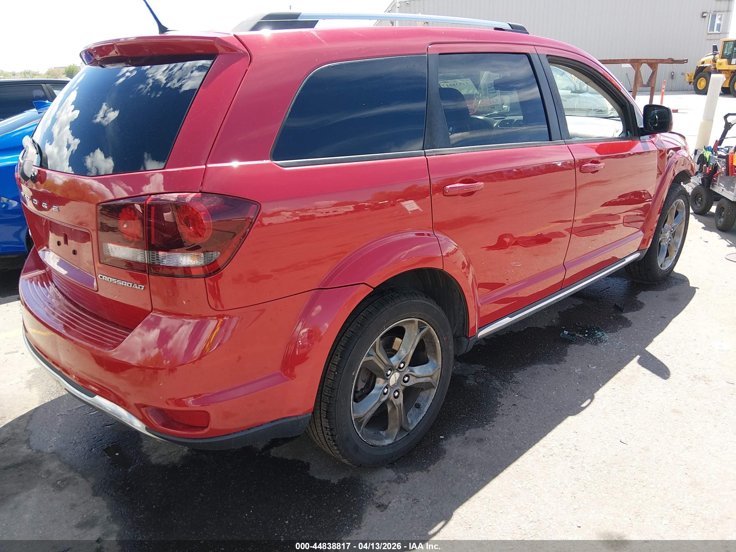 2015 Dodge Journey Crossroad Red vin: 3C4PDDGG9FT675855