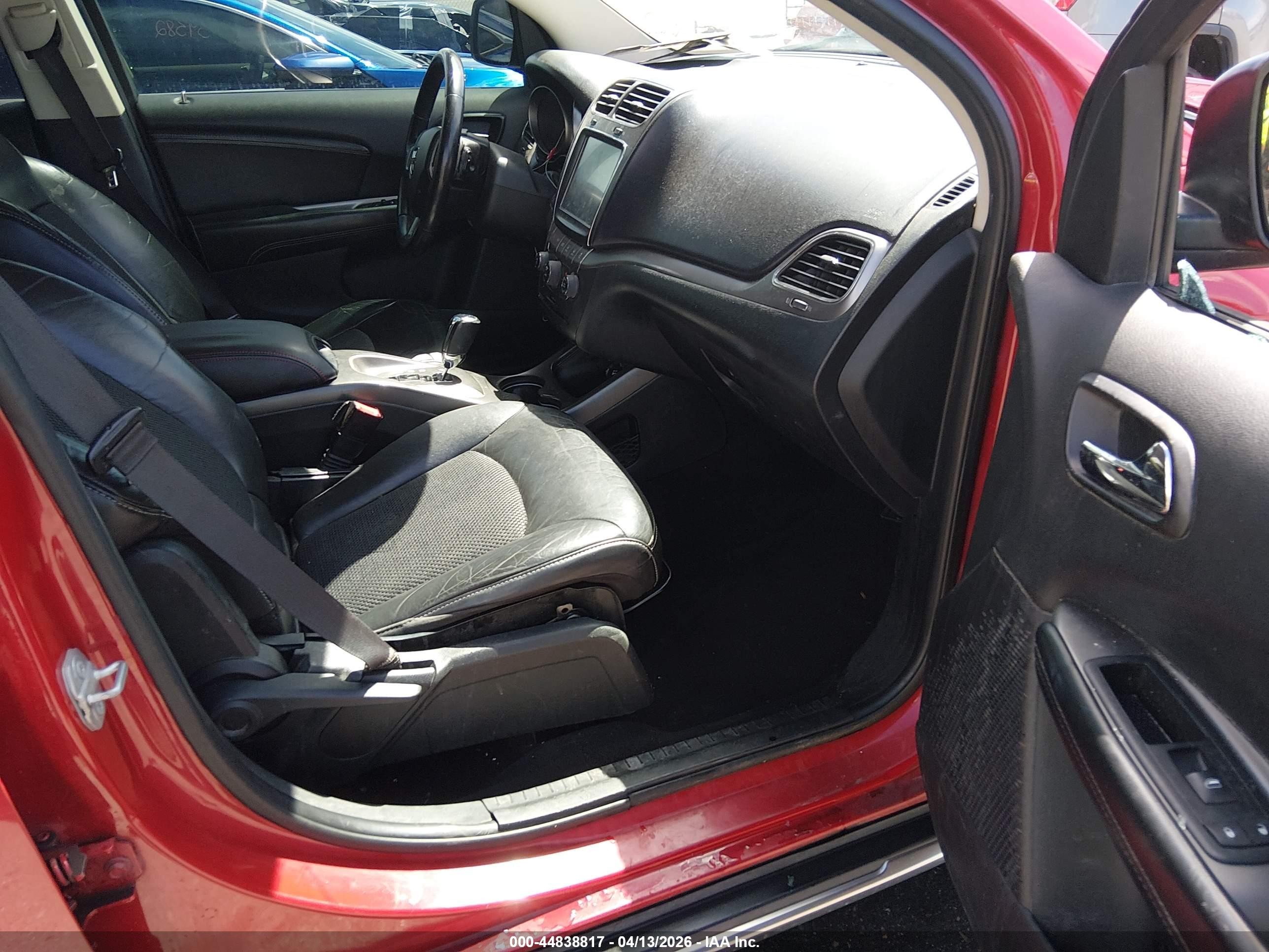 2015 Dodge Journey Crossroad Red vin: 3C4PDDGG9FT675855
