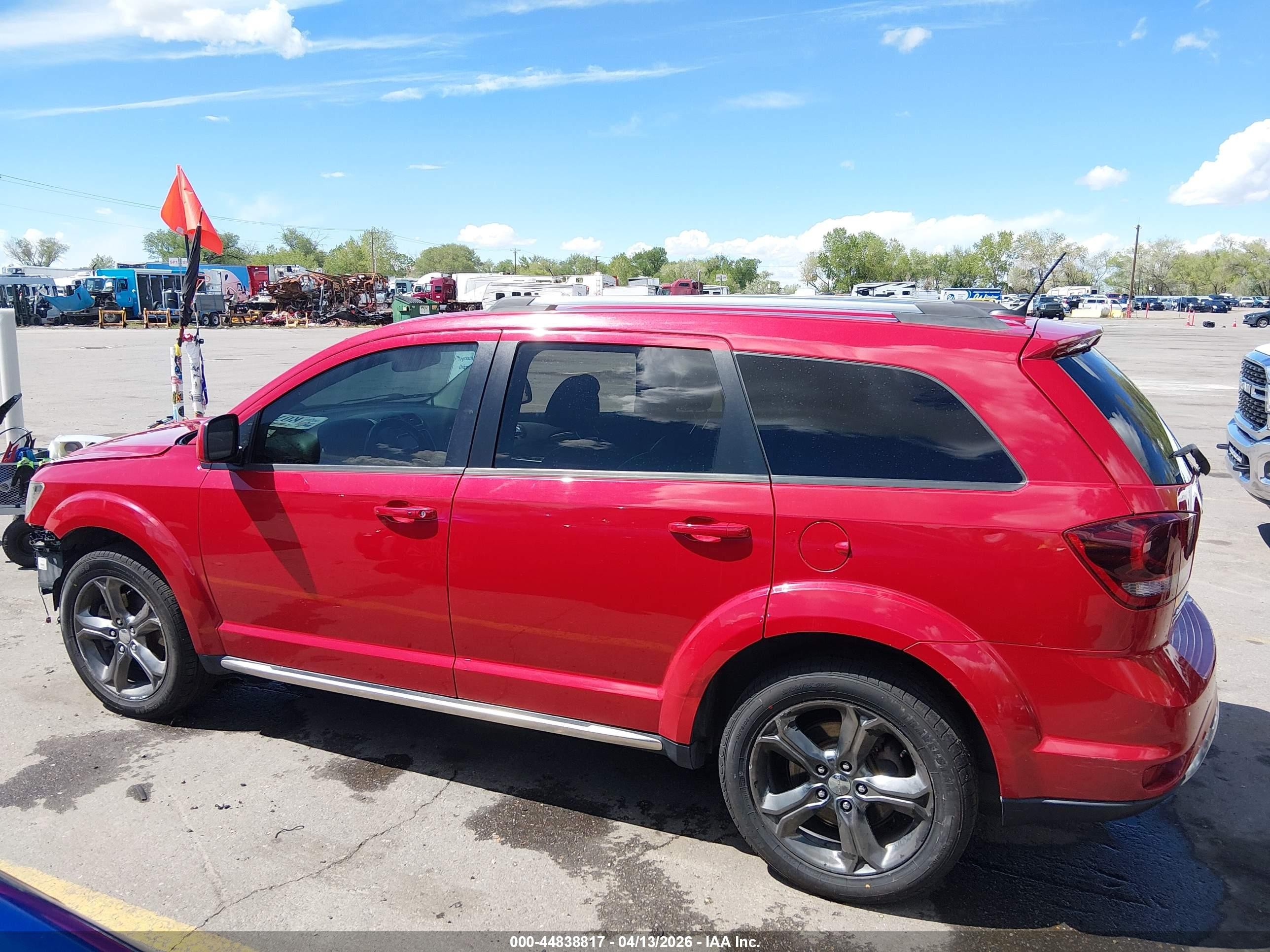 2015 Dodge Journey Crossroad Red vin: 3C4PDDGG9FT675855