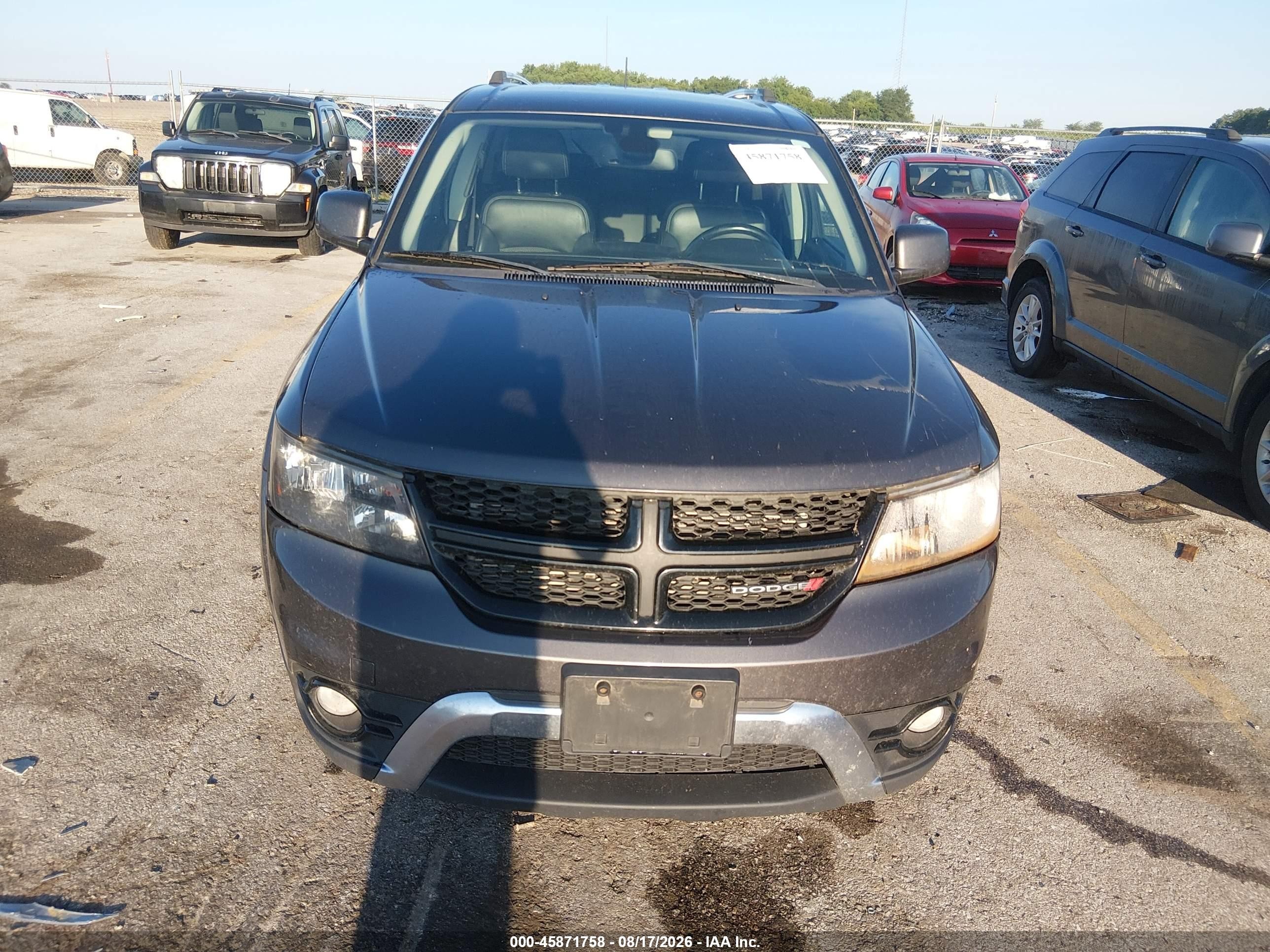 2018 Dodge Journey Crossroad Awd Beige vin: 3C4PDDGG9JT516780