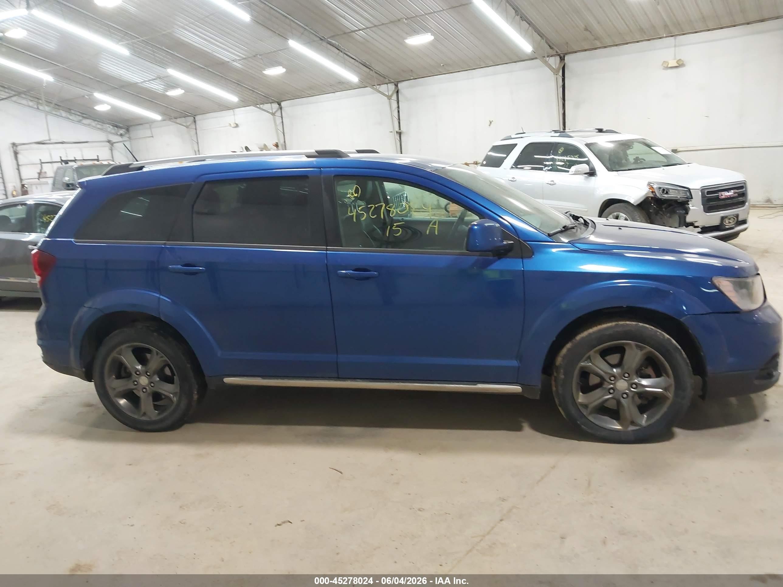 2015 Dodge Journey Crossroad Blue vin: 3C4PDDGGXFT677484