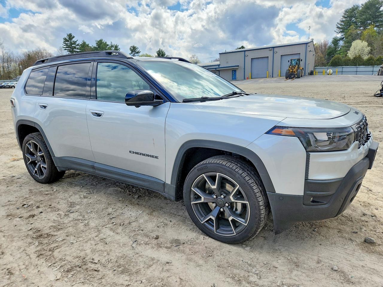 2026 Jeep Cherokee Overland Silver vin: 3C4PJMC23TT197897