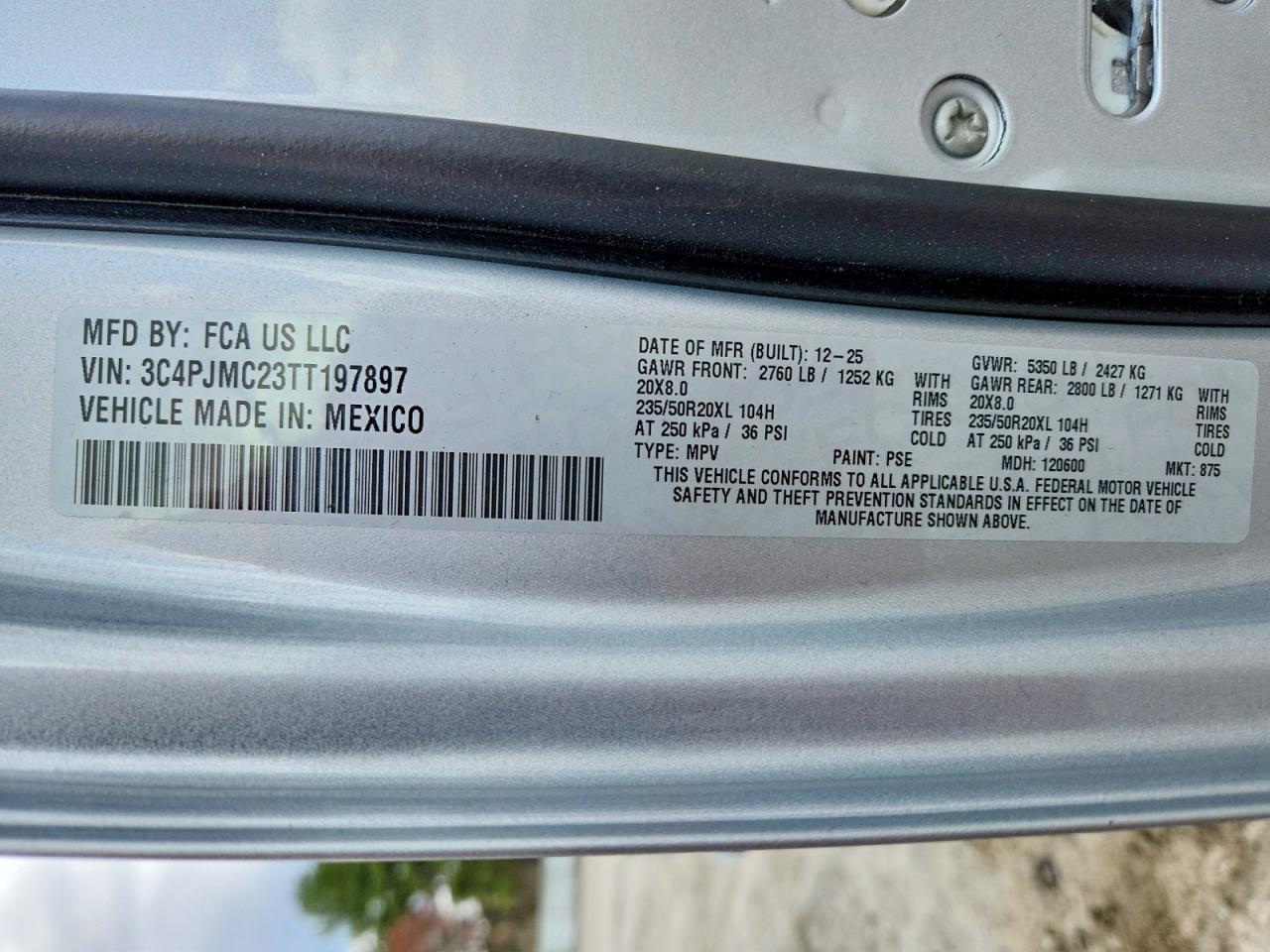 2026 Jeep Cherokee Overland Silver vin: 3C4PJMC23TT197897