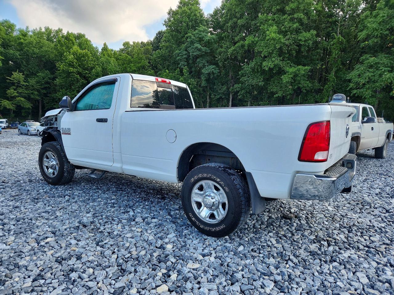 2015 Ram 3500 St White vin: 3C63R3AJ5FG590235