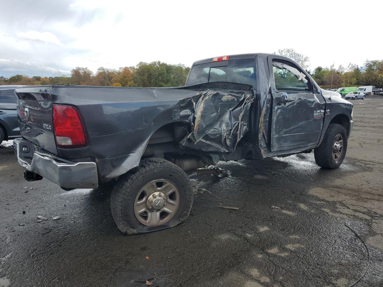 2018 Ram 3500 St Серый vin: 3C63R3AL6JG271615