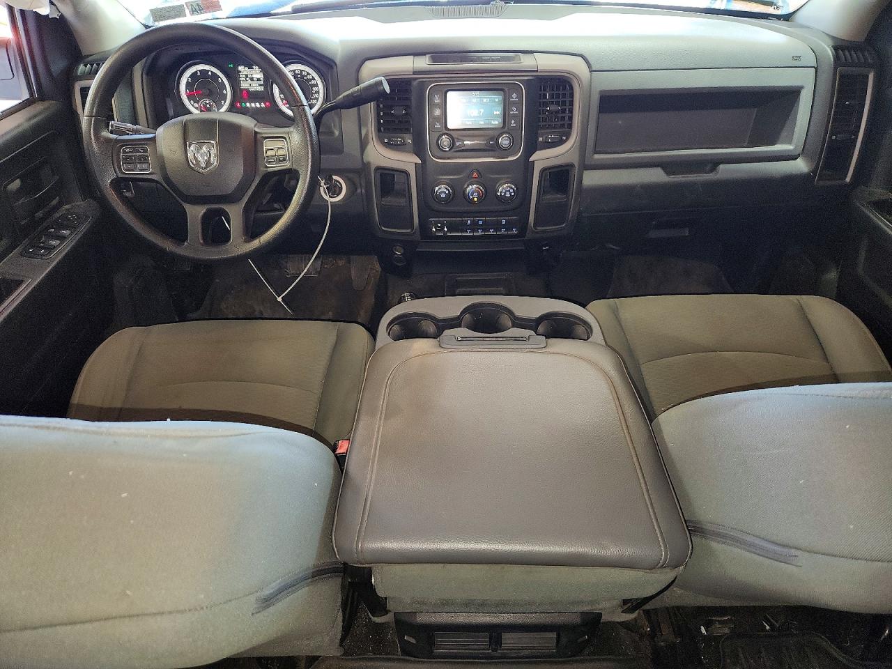 2015 Ram 3500 St White vin: 3C63R3CJ9FG609818