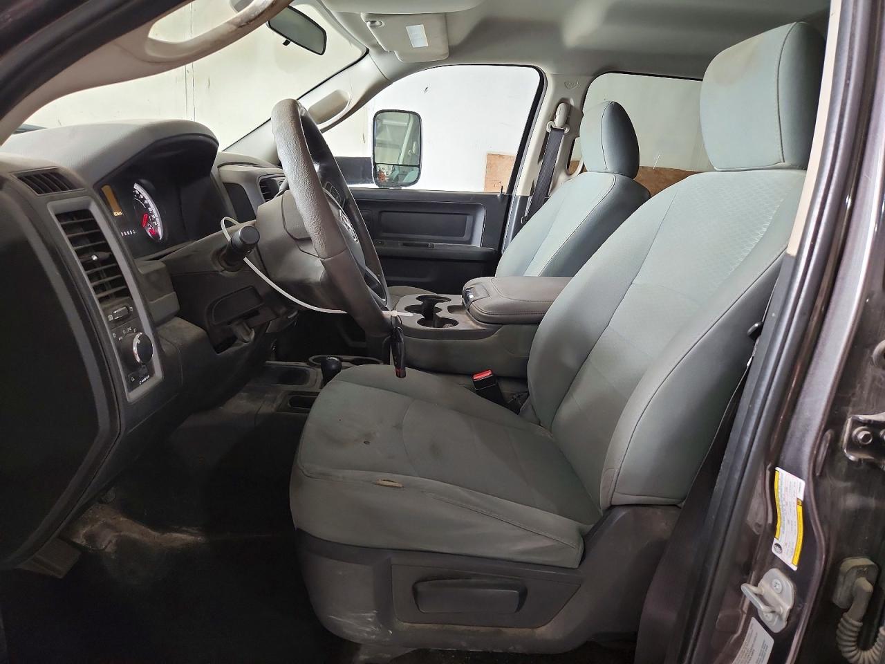 2015 Ram 3500 St Gray vin: 3C63R3CL3FG690395
