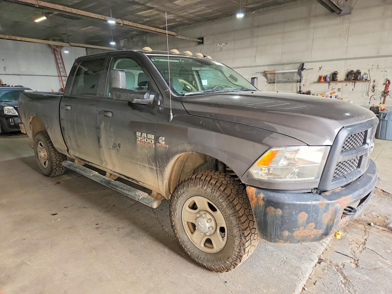 2015 Ram 3500 St Gray vin: 3C63R3CL3FG690395