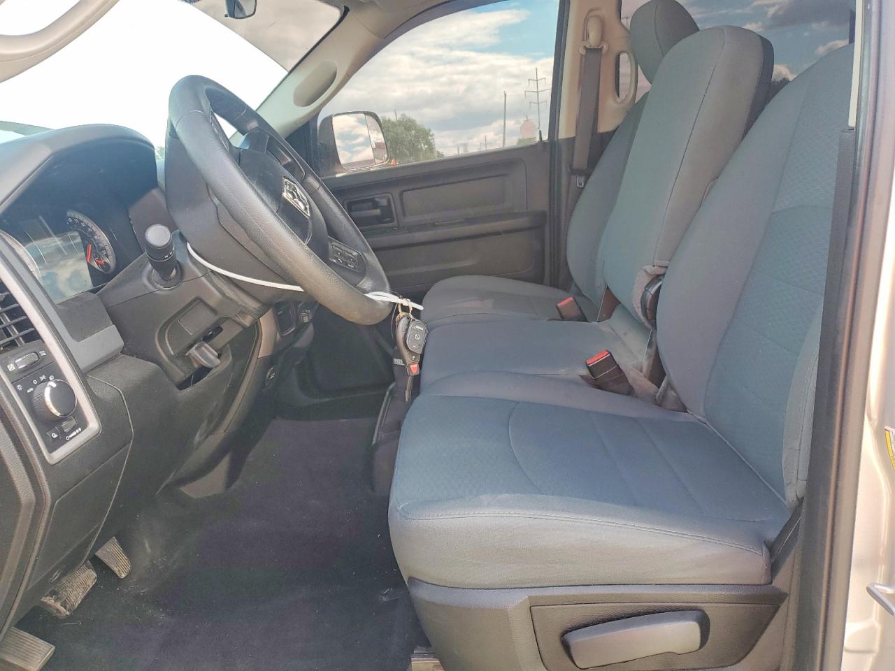 2018 Ram 3500 St Silver vin: 3C63R3CL9JG361452