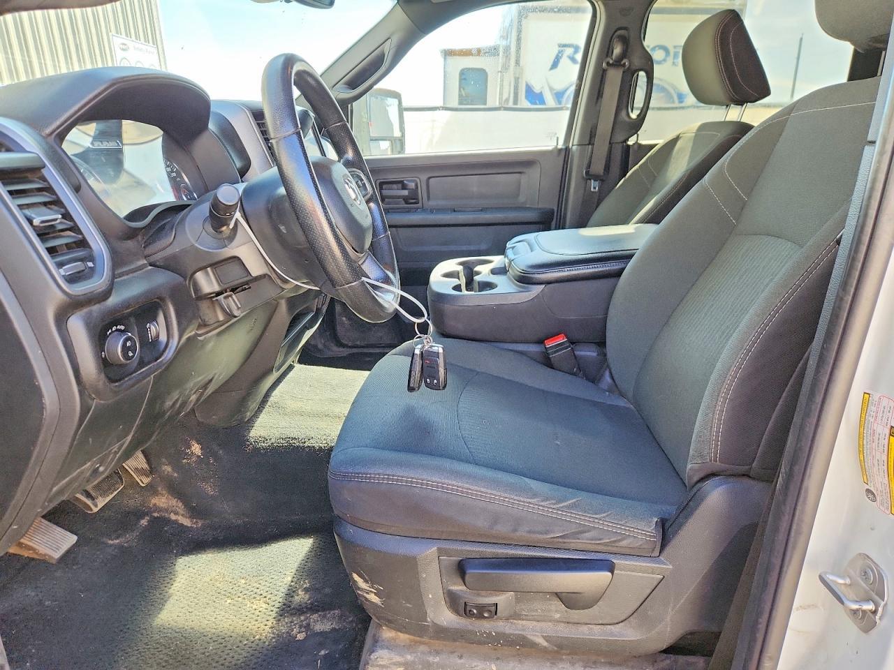 2023 Ram 3500 Tradesman White vin: 3C63R3CLXPG581272