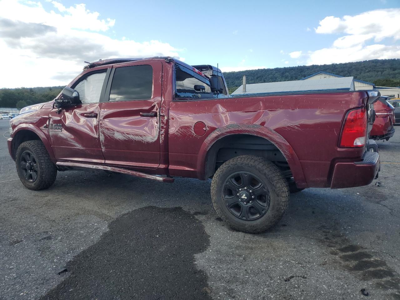 2018 Ram 3500 Slt Red vin: 3C63R3DL7JG372822