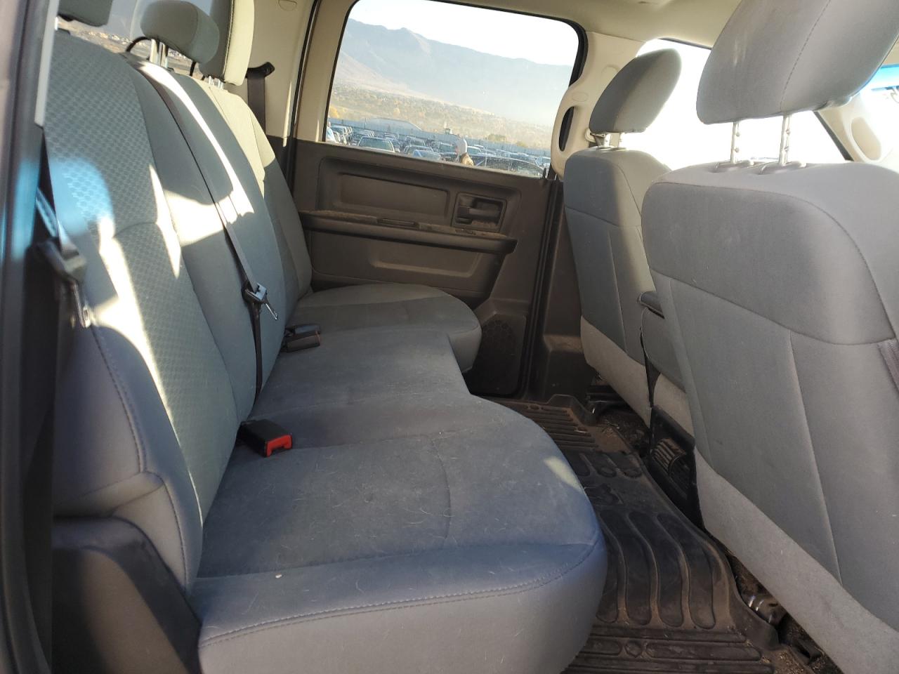 2018 Ram 3500 St White vin: 3C63R3GL6JG407751
