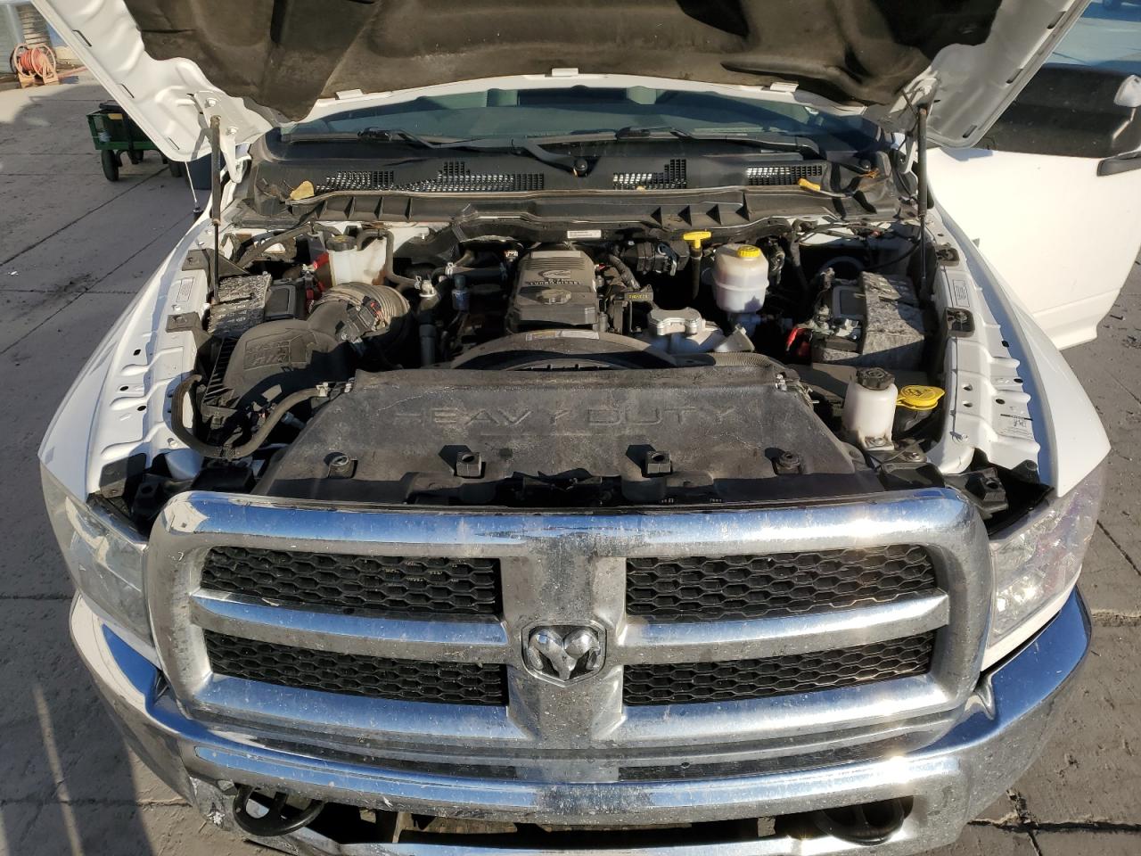 2018 Ram 3500 St White vin: 3C63R3GL6JG407751