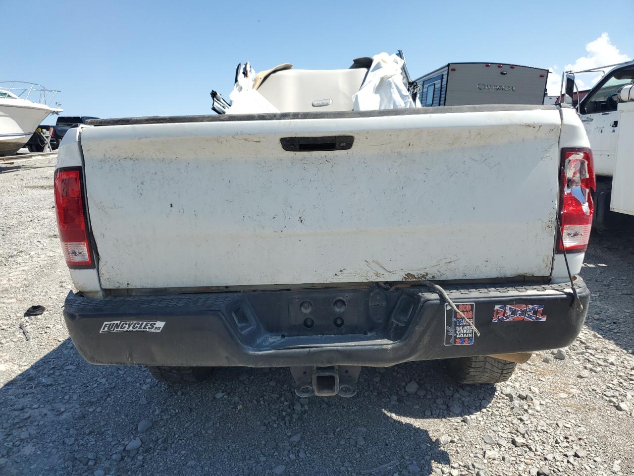 2018 Ram 3500 St White vin: 3C63R3GL6JG410178