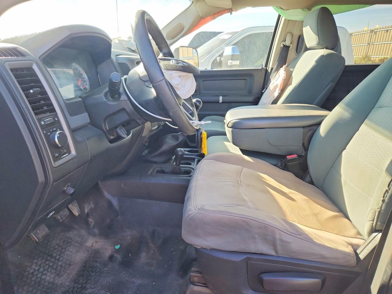 2013 Ram 3500 St White vin: 3C63R3GL8DG601248