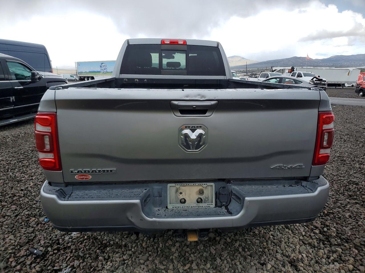2024 Ram 3500 Laramie Gray vin: 3C63R3JL9RG167714