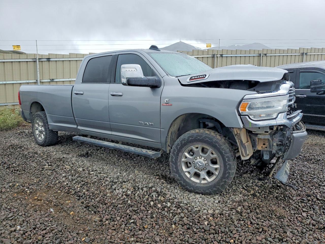 2024 Ram 3500 Laramie Gray vin: 3C63R3JL9RG167714