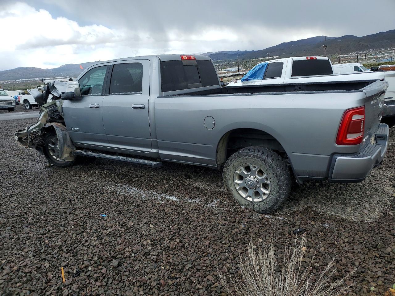 2024 Ram 3500 Laramie Gray vin: 3C63R3JL9RG167714