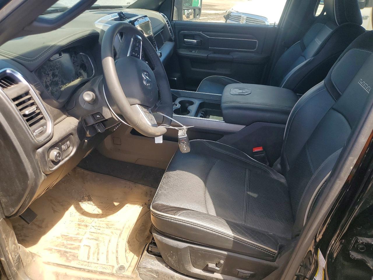 2026 Ram 3500 Laramie Black vin: 3C63R3JLXTG167065