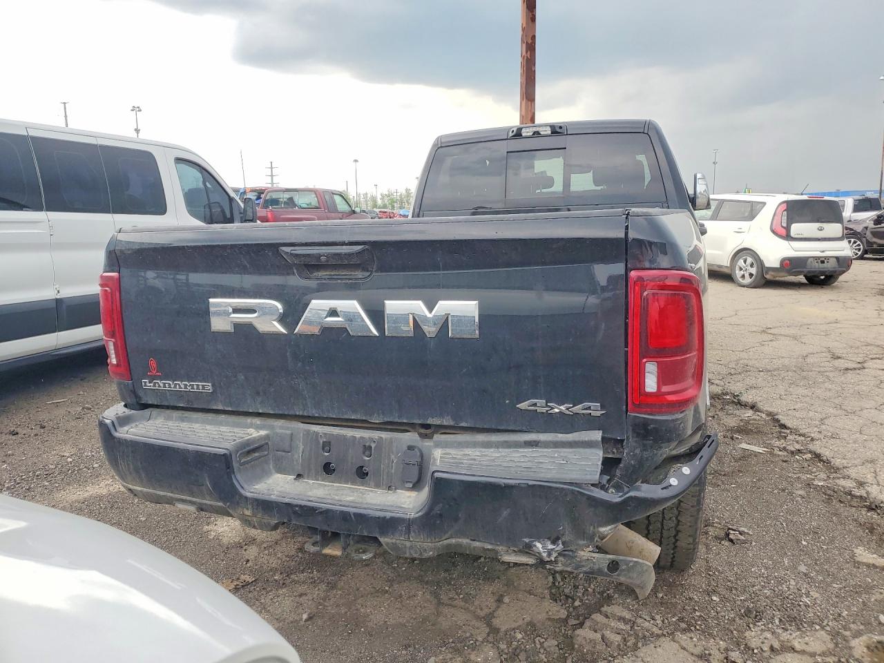 2026 Ram 3500 Laramie Black vin: 3C63R3JLXTG167065
