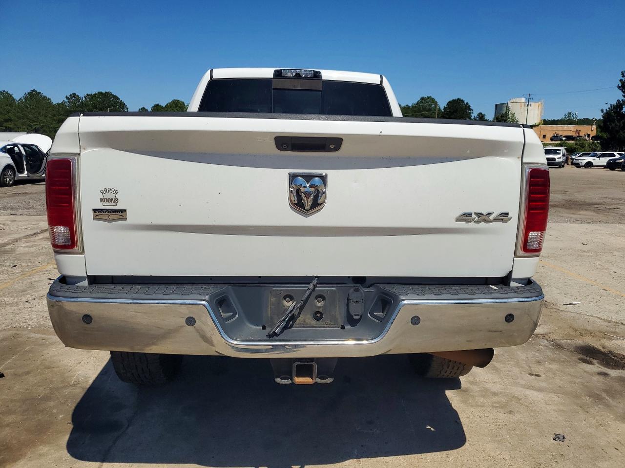 2014 Ram 3500 Laramie White vin: 3C63R3ML9EG295103