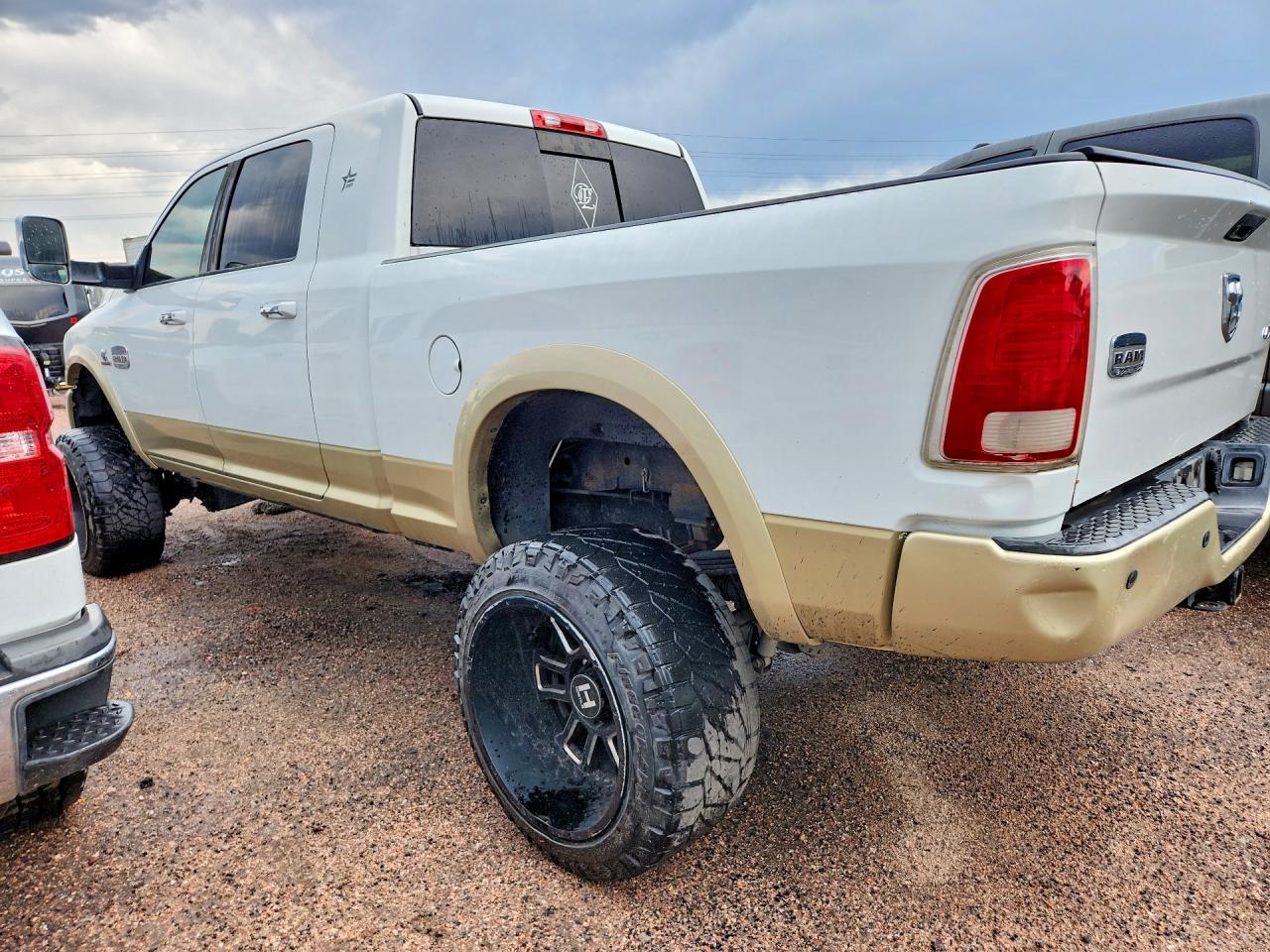 2014 Ram 3500 Longhorn White vin: 3C63R3NL0EG142656
