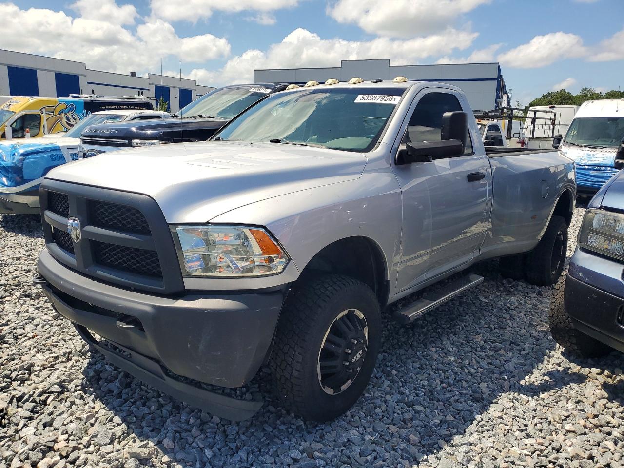 2015 Ram 3500 St Серебряный vin: 3C63RPALXFG602338