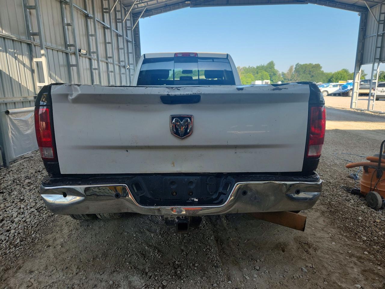 2015 Ram 3500 Slt White vin: 3C63RPHL0FG657144
