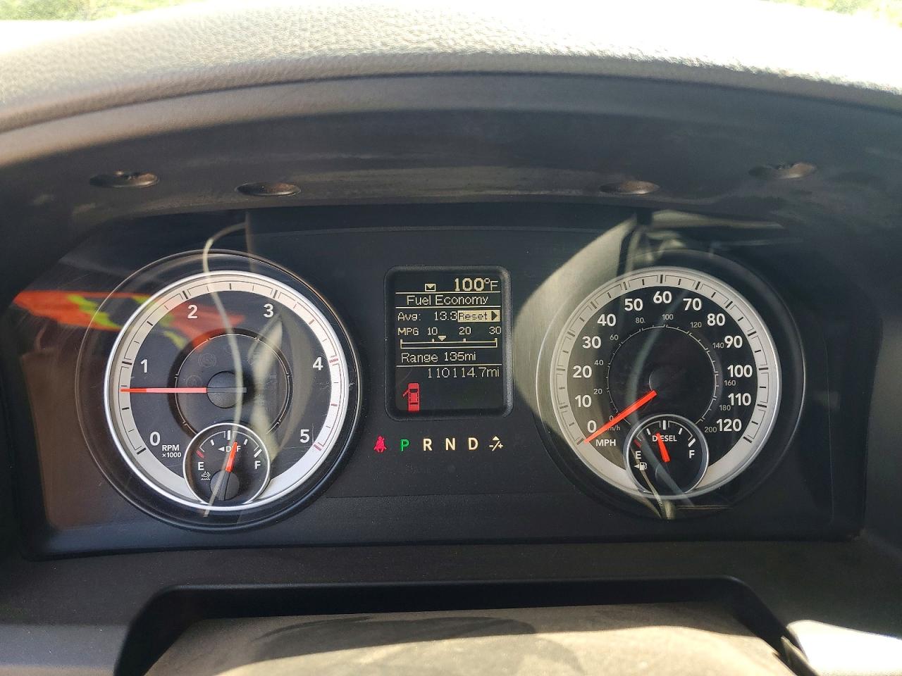 2013 Ram 3500 St Maroon vin: 3C63RRGL1DG564479