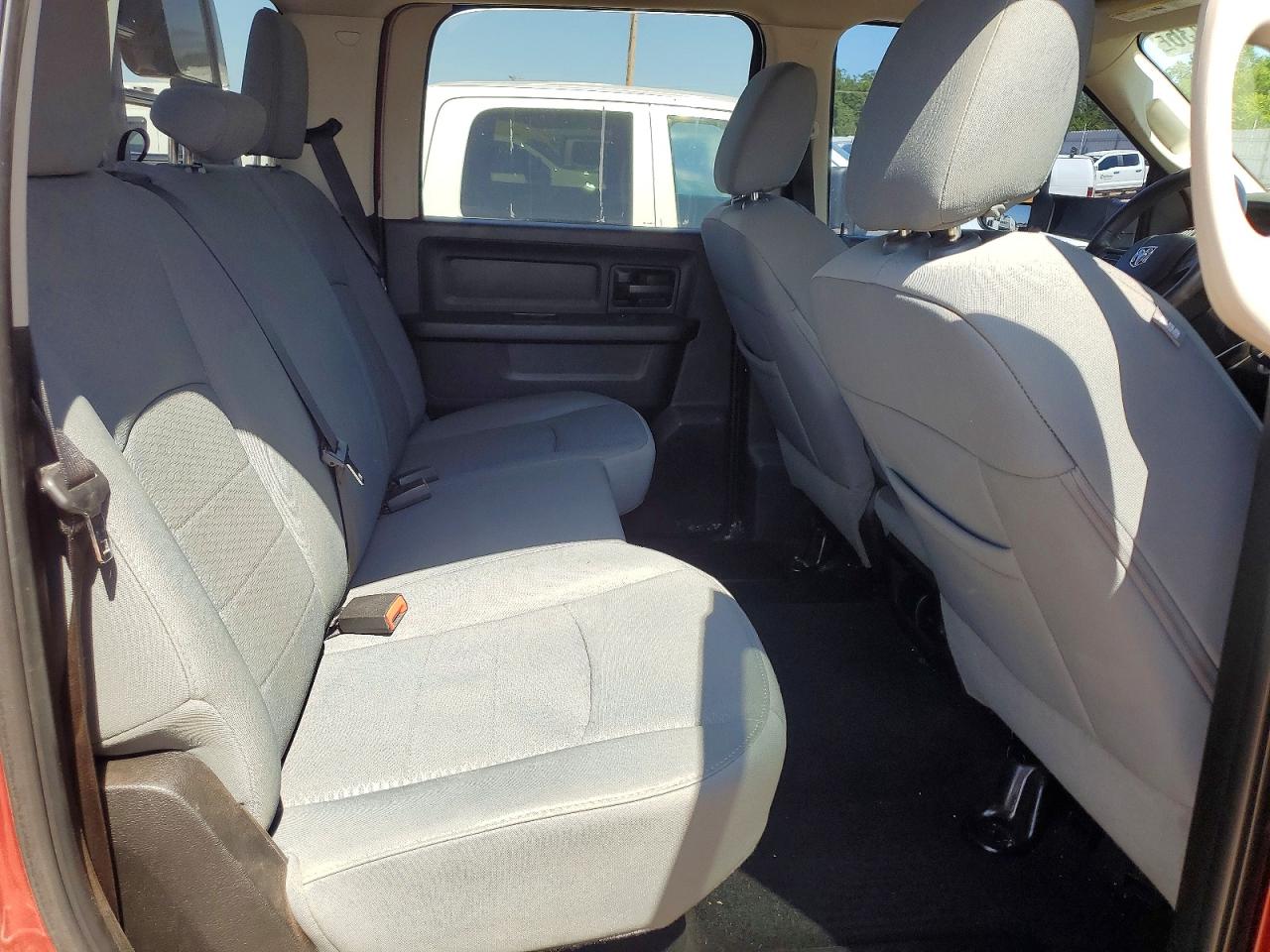 2013 Ram 3500 St Maroon vin: 3C63RRGL1DG564479