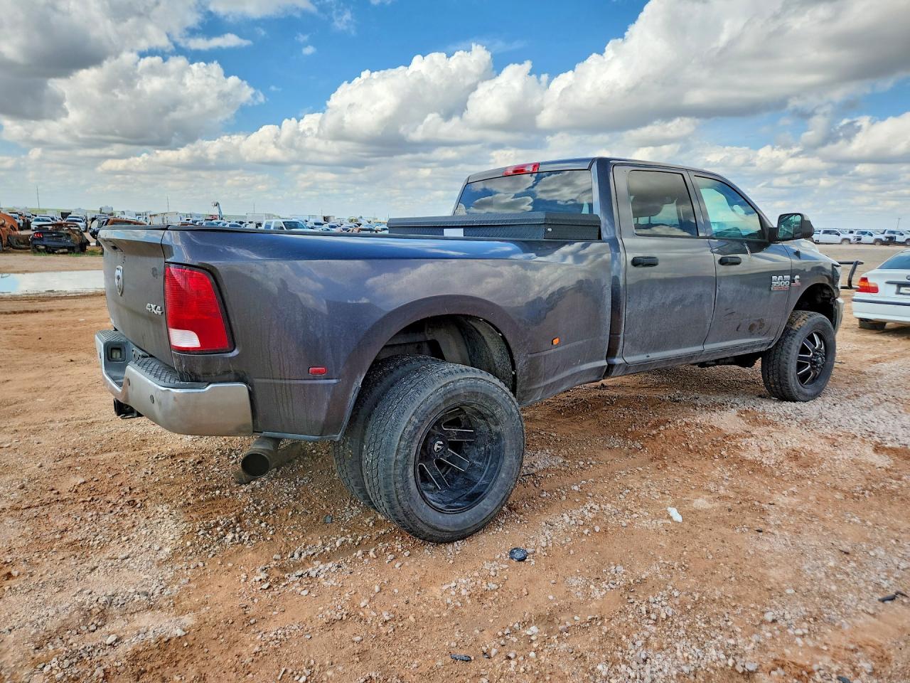 2015 Ram 3500 St Charcoal vin: 3C63RRGL4FG515084