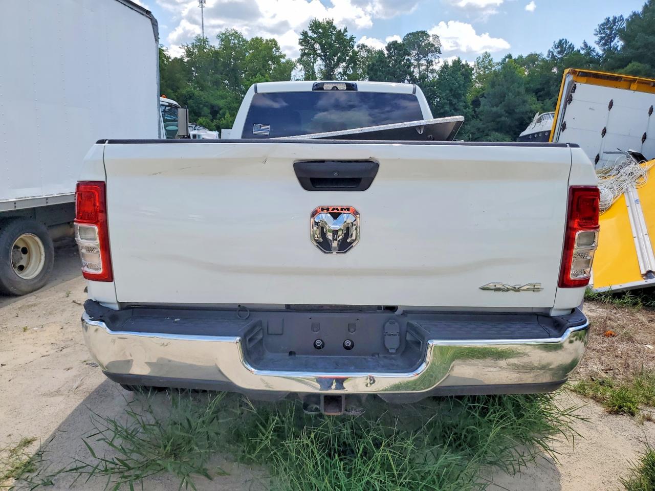 2024 Ram 3500 Tradesman White vin: 3C63RRGL6RG215180