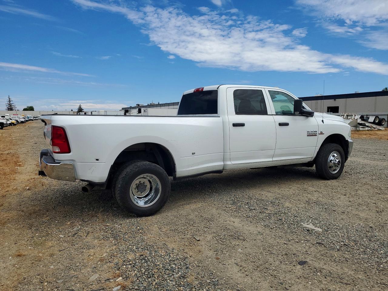 2015 Ram 3500 St White vin: 3C63RRGL8FG702585