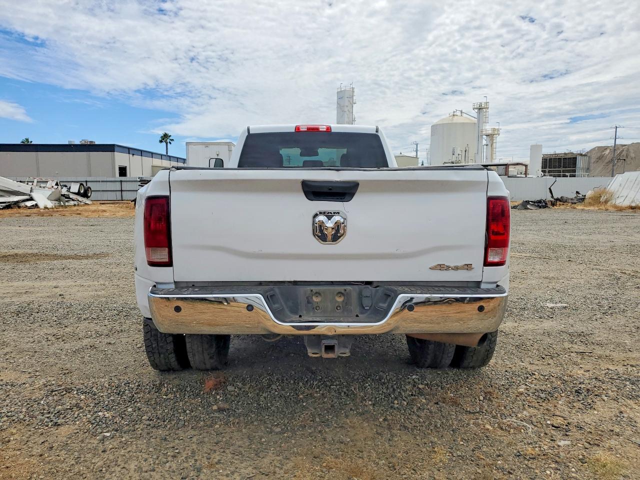 2015 Ram 3500 St White vin: 3C63RRGL8FG702585