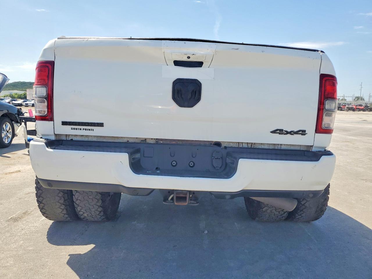 2022 Ram 3500 Big Horn/lone Star White vin: 3C63RRHLXNG133638
