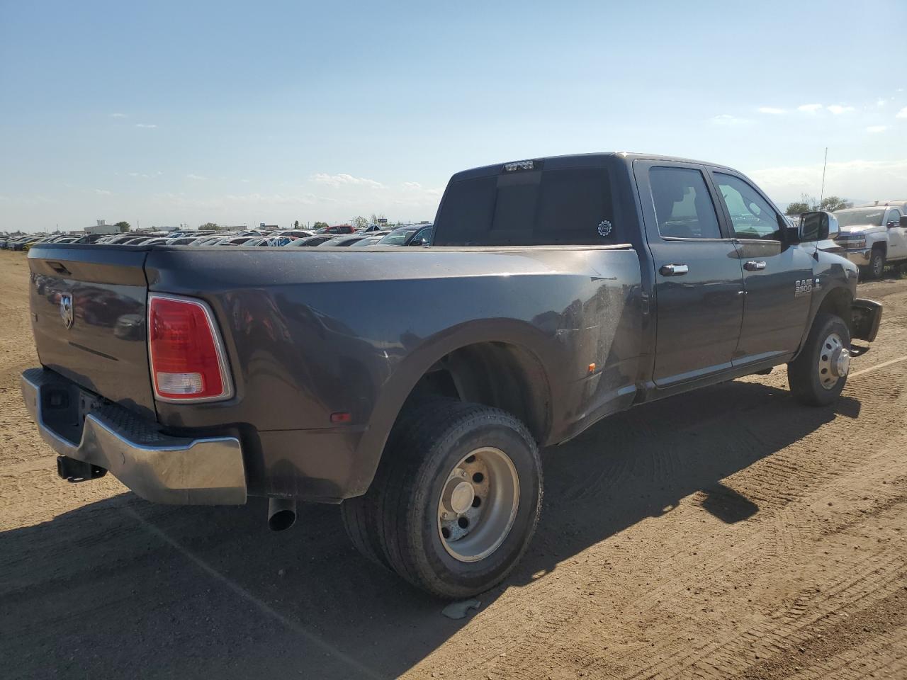 2018 Ram 3500 Laramie Gray vin: 3C63RRJL3JG330719
