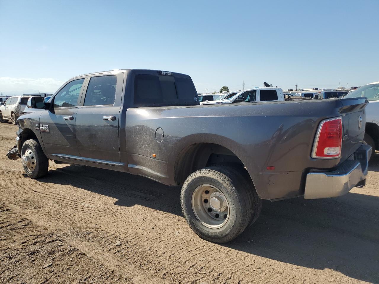 2018 Ram 3500 Laramie Gray vin: 3C63RRJL3JG330719