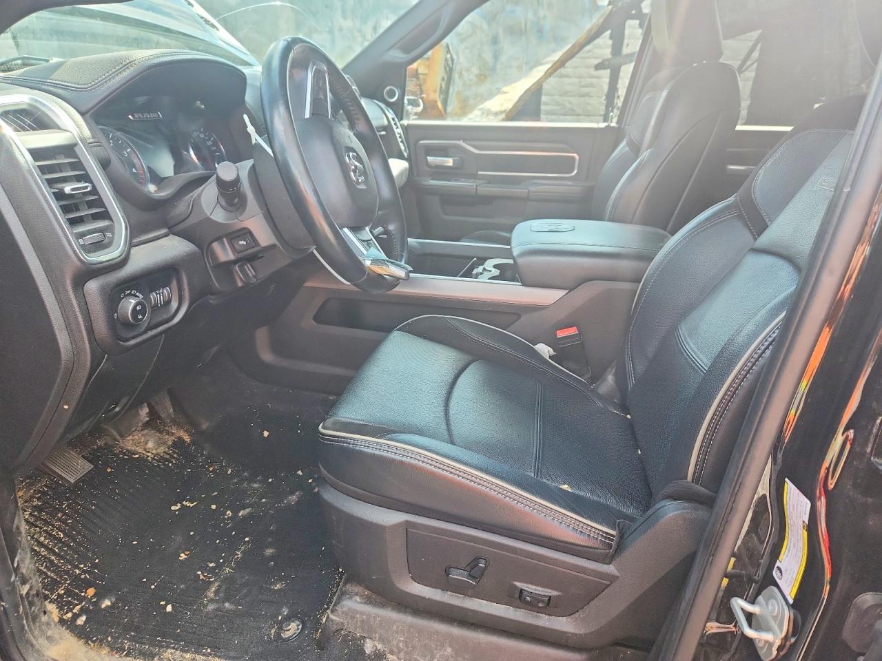 2024 Ram 3500 Laramie Черный vin: 3C63RRJL6RG121213