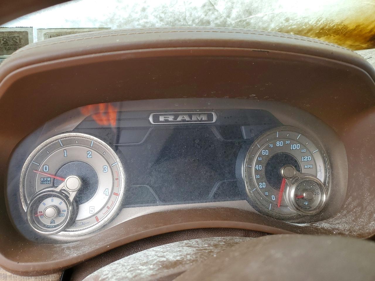 2020 Ram 3500 Longhorn Red vin: 3C63RRKL6LG233483
