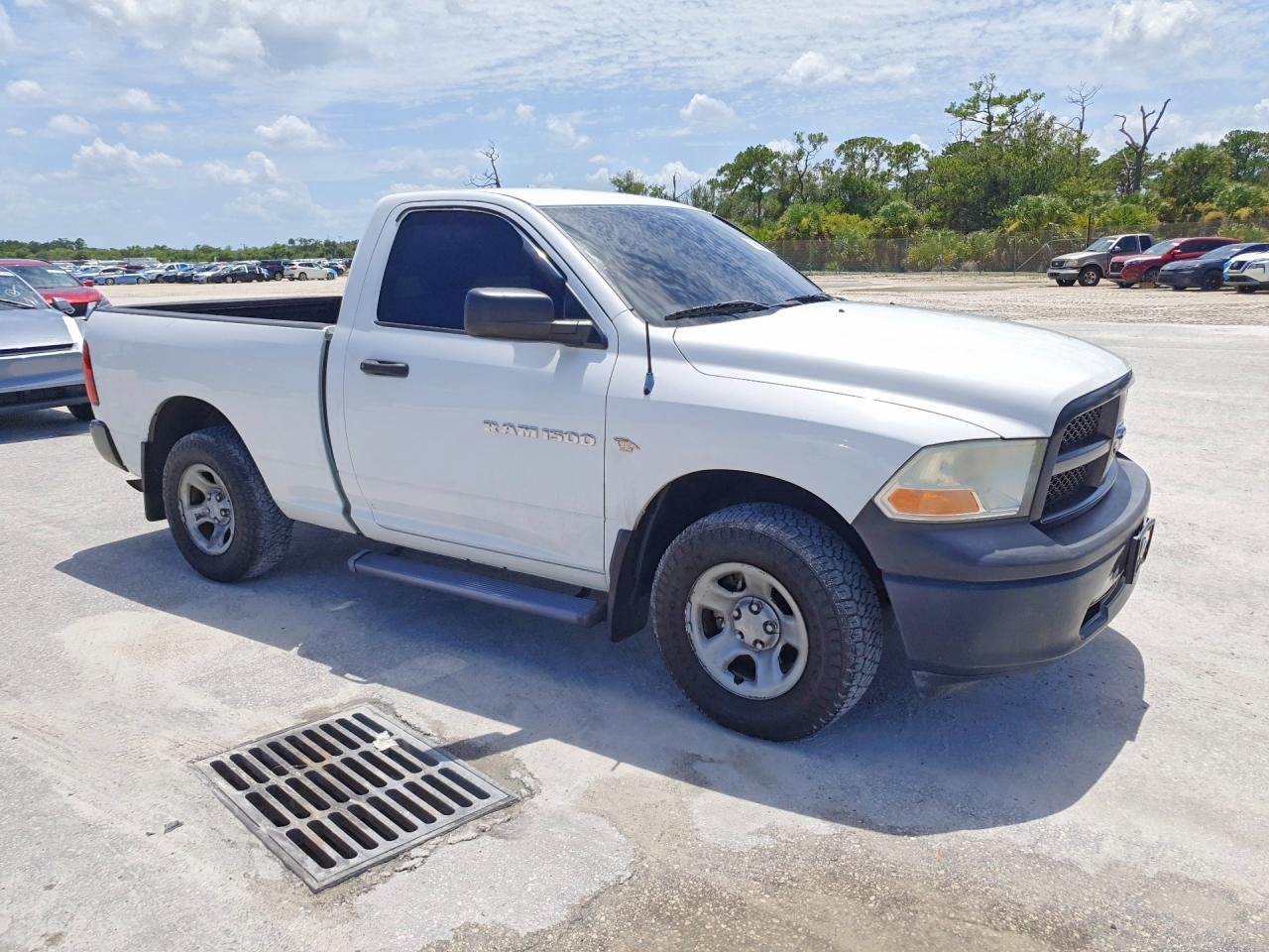 2012 Dodge Ram 1500 St White vin: 3C6JD6AP5CG226937
