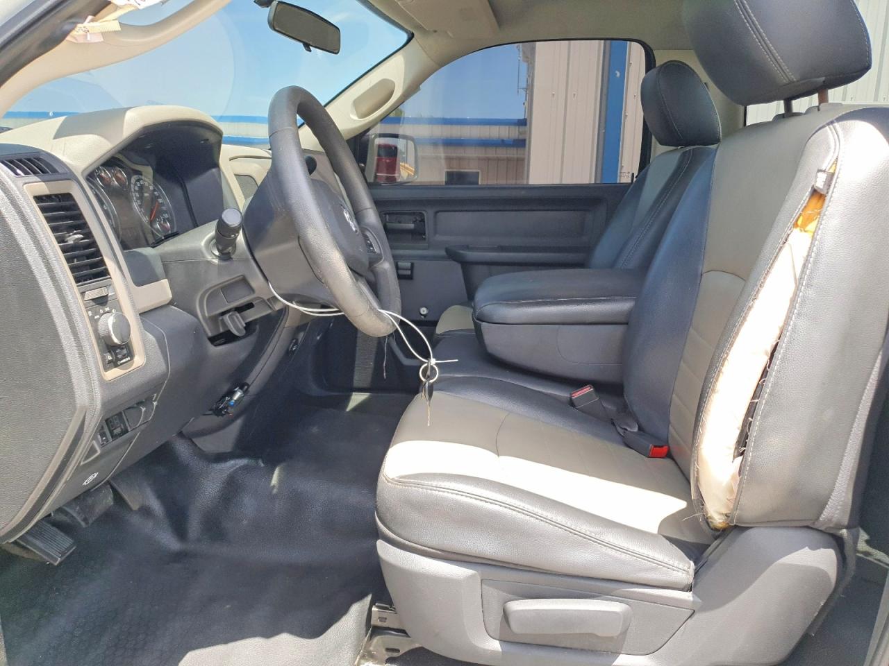 2012 Dodge Ram 1500 St White vin: 3C6JD6AP5CG226937