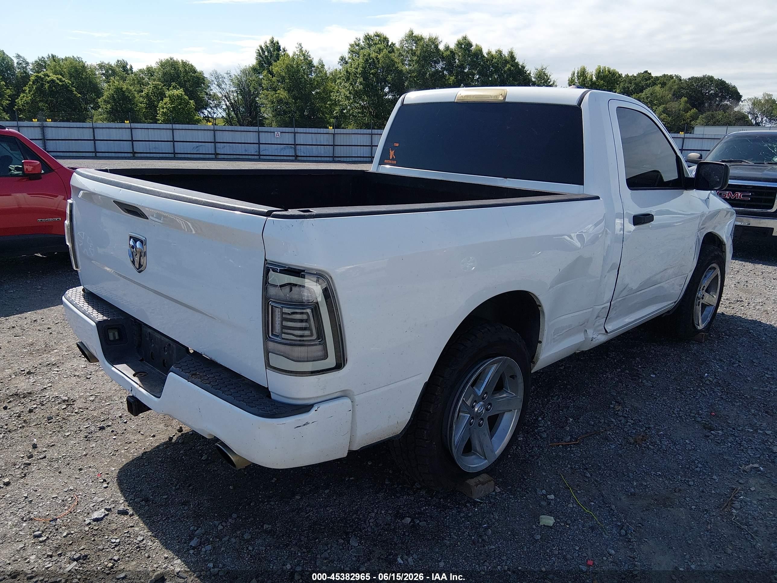 2012 Ram 1500 St White vin: 3C6JD6AT3CG239747