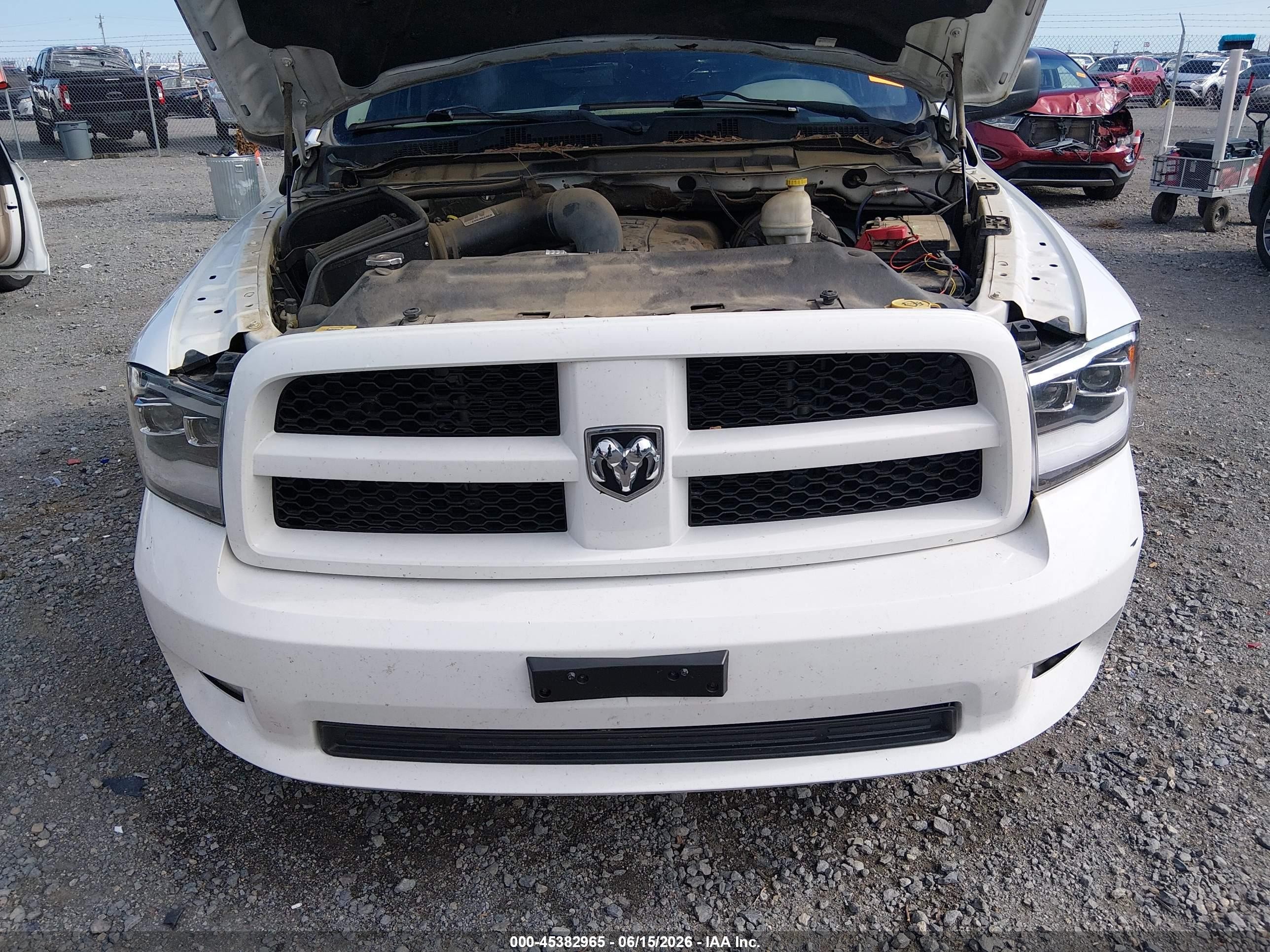 2012 Ram 1500 St White vin: 3C6JD6AT3CG239747