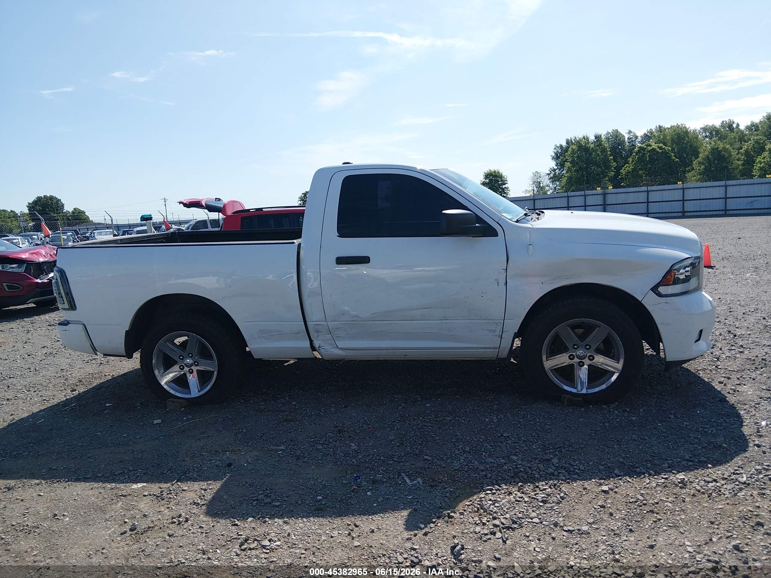 2012 Ram 1500 St White vin: 3C6JD6AT3CG239747