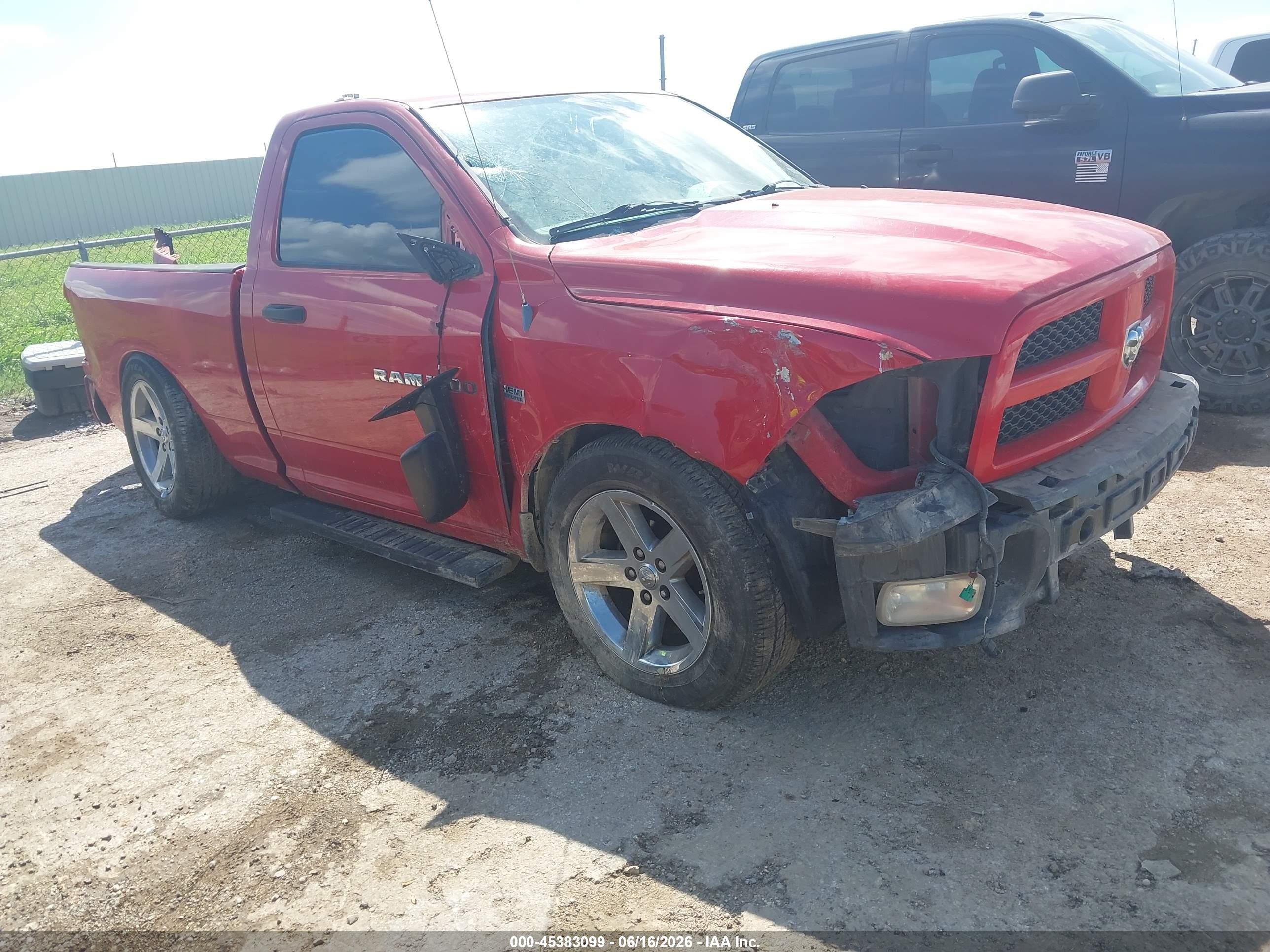 2012 Ram 1500 St Red vin: 3C6JD6AT9CG193308