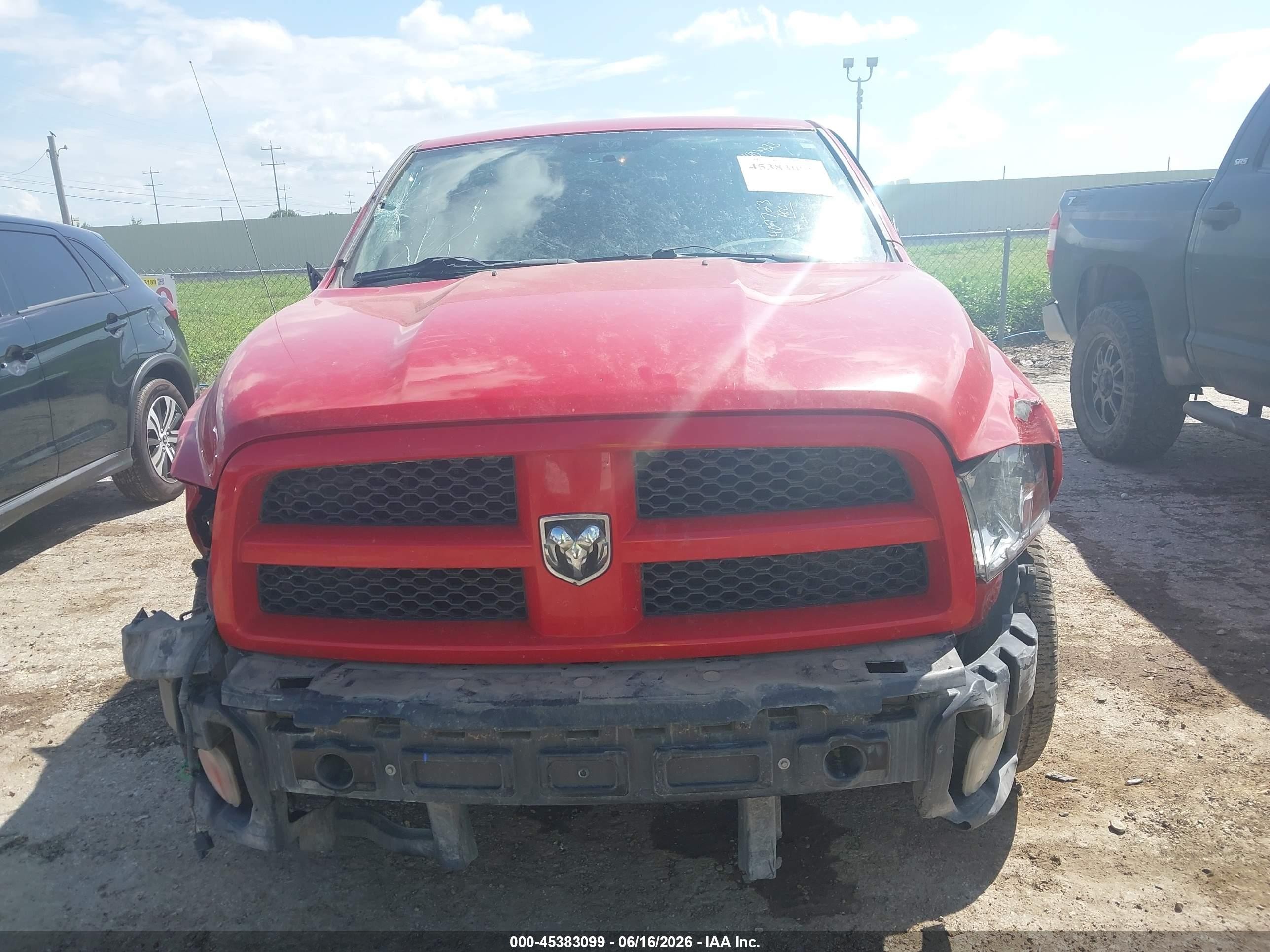 2012 Ram 1500 St Red vin: 3C6JD6AT9CG193308