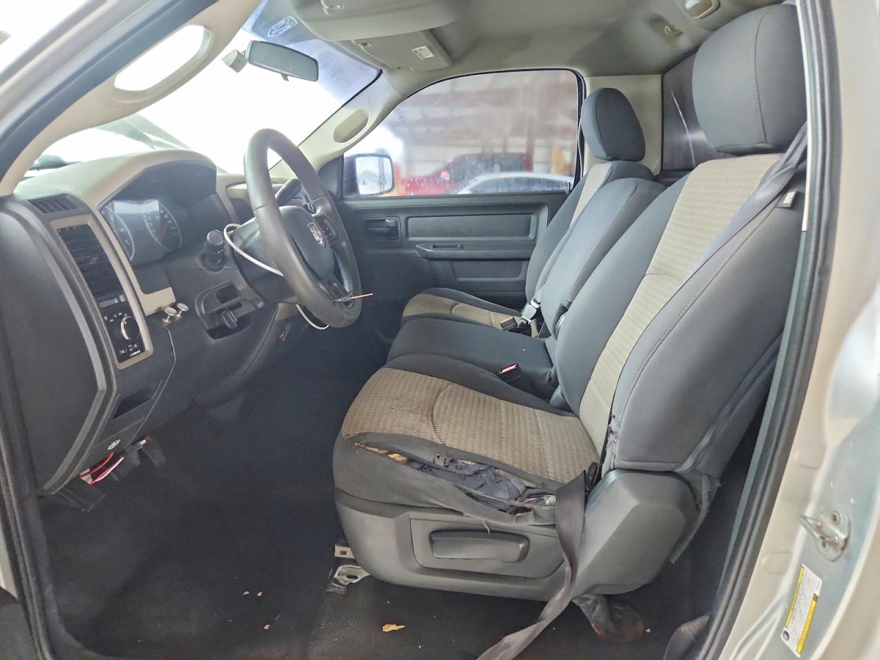 2012 Ram 1500 Tradesman, St Two Tone vin: 3C6JD6AT9CG280092