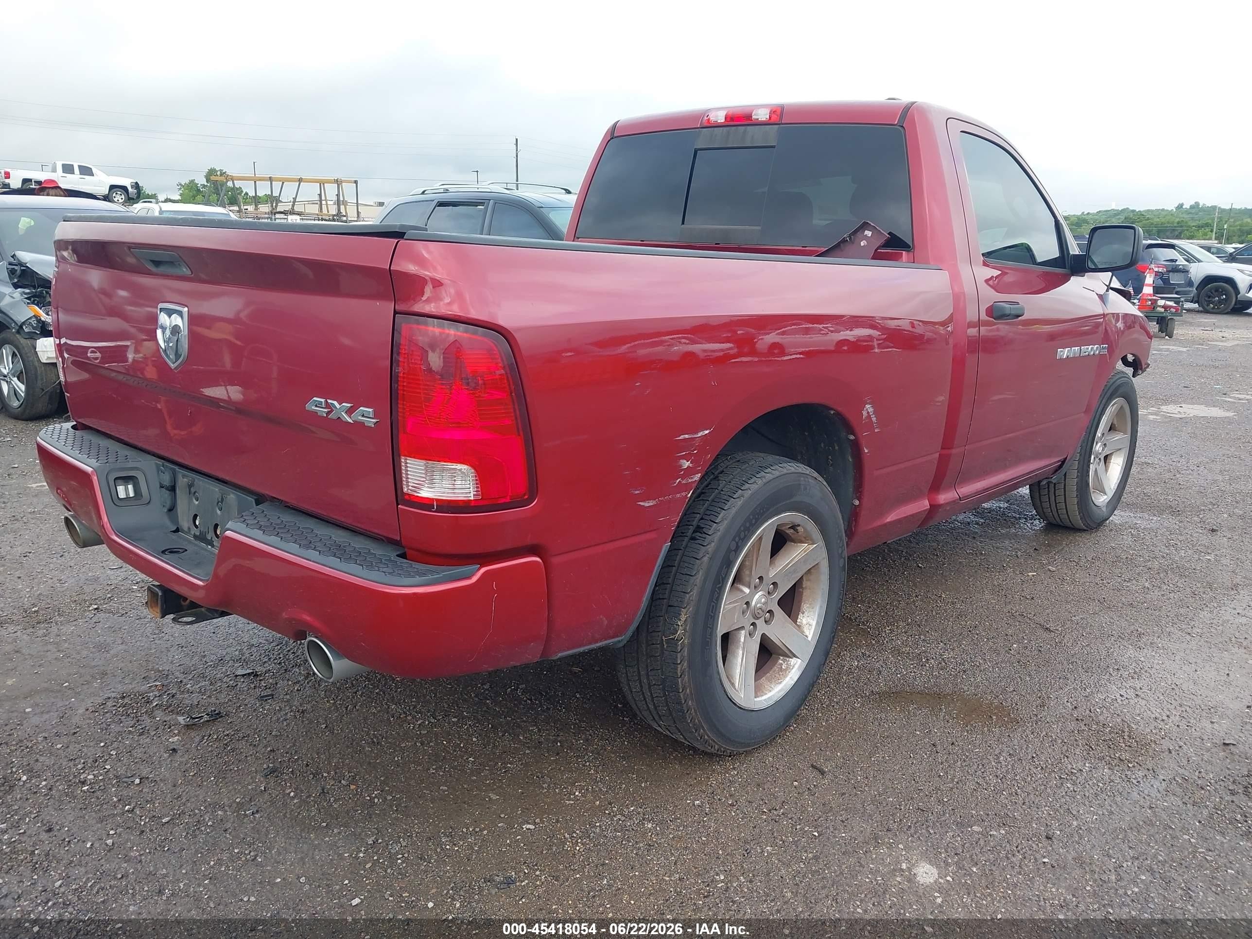 2012 Ram 1500 St Red vin: 3C6JD6ATXCG277752