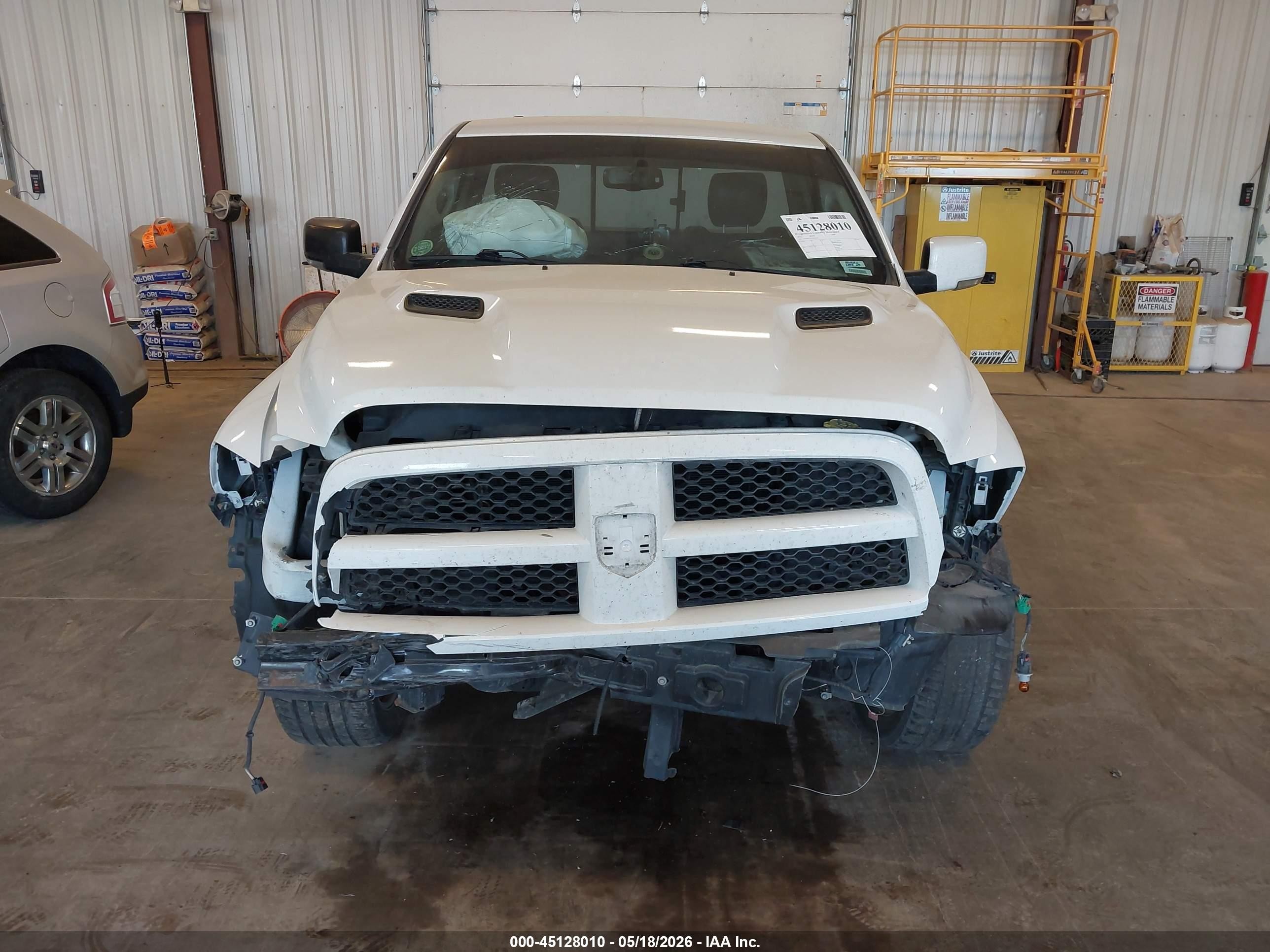2012 Ram 1500 R/t White vin: 3C6JD6CT3CG267030