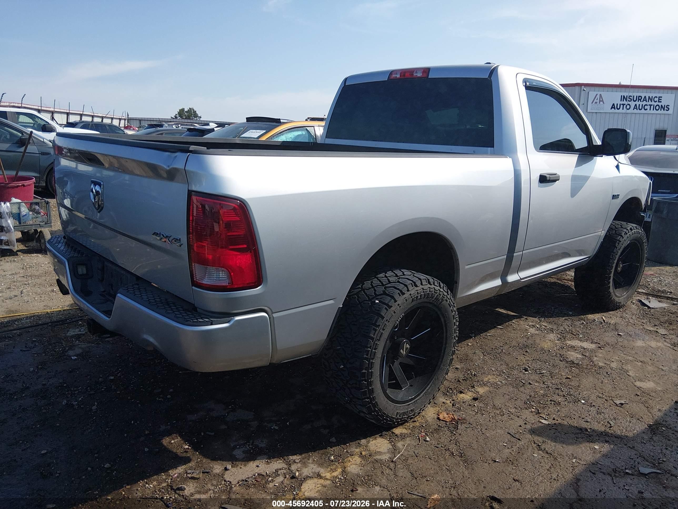 2012 Ram 1500 Express Silver vin: 3C6JD7AT4CG103195